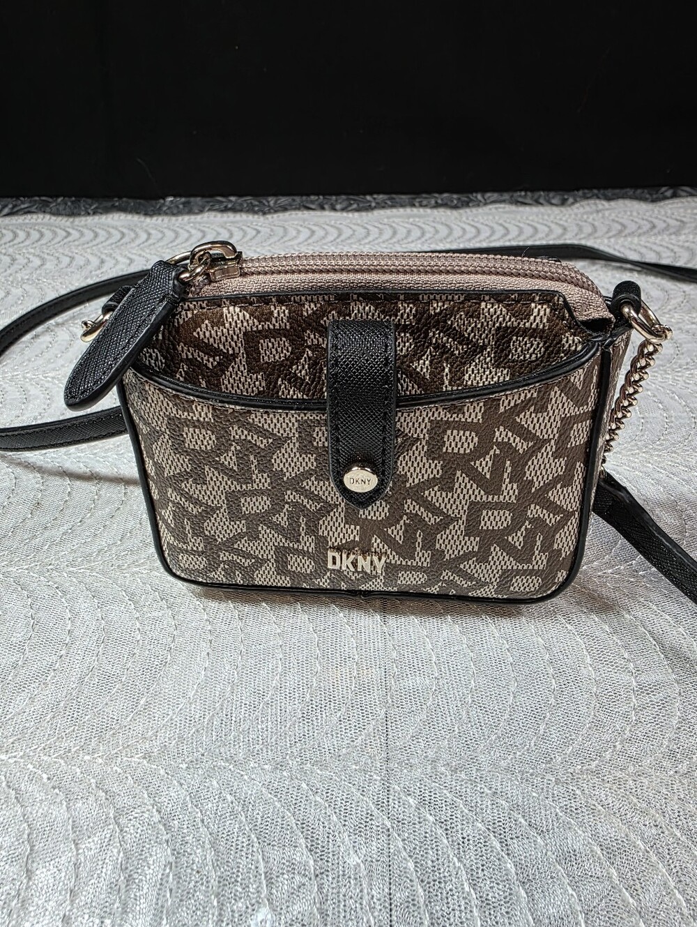 DKNY Thomasy Micro Mini Crossbody Bag